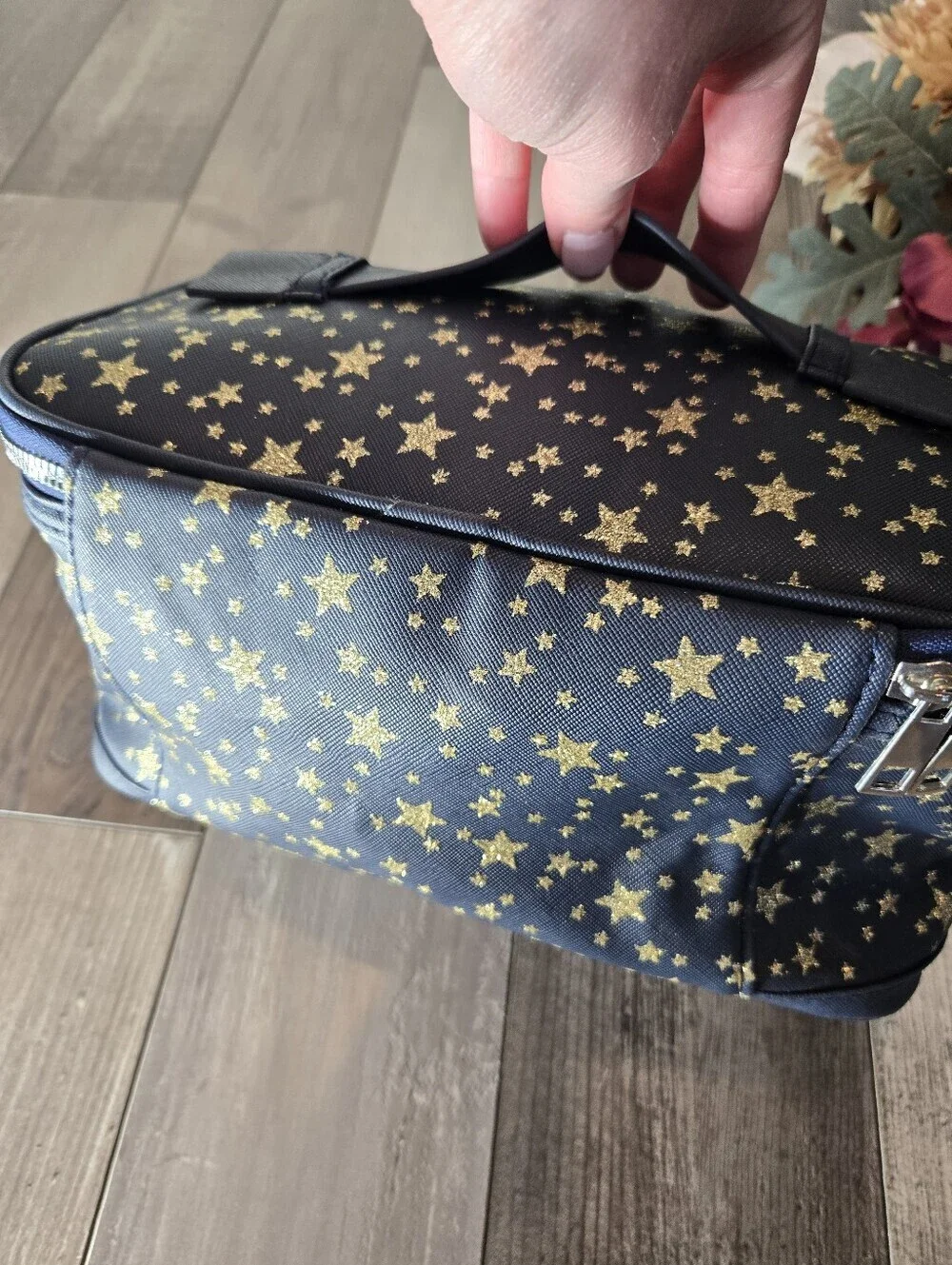 NWT Nicole Miller Navy Star Cosmetic Train Case Toiletry Carrying Bag